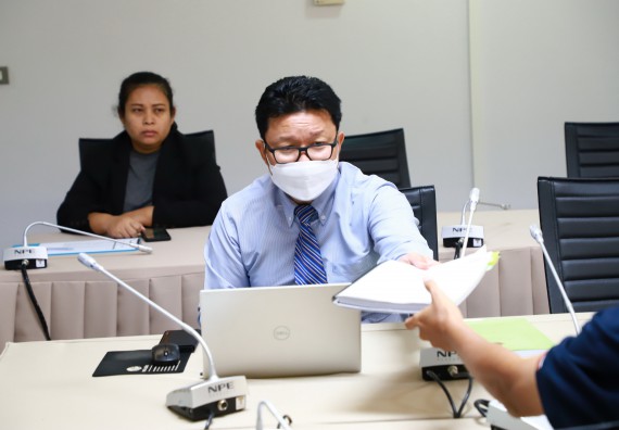 ภาพกิจกรรม  การนำเสนอความก้าวหน้าโครงการพี่เลี้ยงการเข้าสู่ตำแหน่งทางวิชาการ