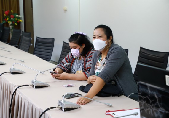 ภาพกิจกรรม  การนำเสนอความก้าวหน้าโครงการพี่เลี้ยงการเข้าสู่ตำแหน่งทางวิชาการ