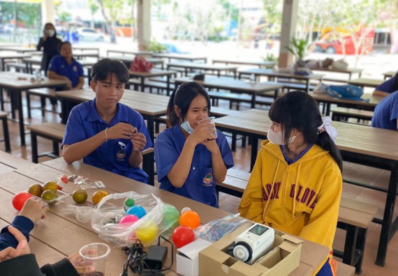 ภาพกิจกรรม  คณะวิทยาศาสตร์และเทคโนโลยี จัดกิจกรรมค่ายวิทยาศาสตร์สัญจร ปีการศึกษา 2565 ให้กับนักเรียนระดับชั้นมัธยมศึกษาตอนปลาย โรงเรียนไทรงามพิทยาคม