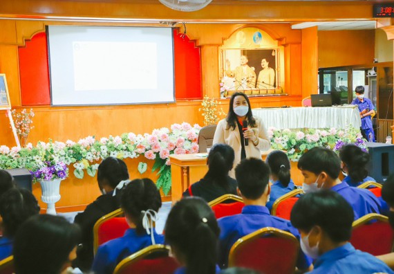 ภาพกิจกรรม  คณะวิทยาศาสตร์และเทคโนโลยี จัดกิจกรรมค่ายวิทยาศาสตร์สัญจร ปีการศึกษา 2565 ให้กับนักเรียนระดับชั้นมัธยมศึกษาตอนปลาย โรงเรียนไทรงามพิทยาคม