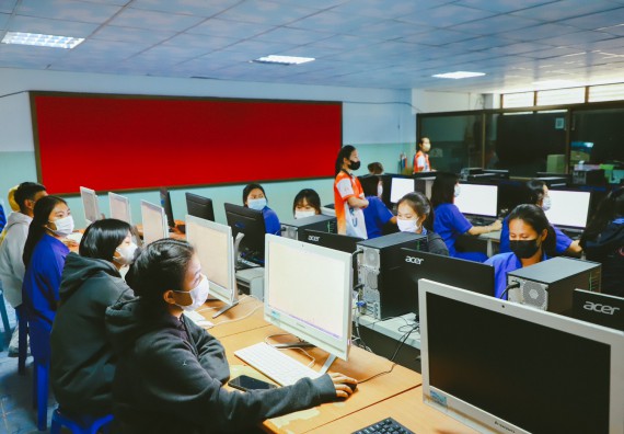 ภาพกิจกรรม  คณะวิทยาศาสตร์และเทคโนโลยี จัดกิจกรรมค่ายวิทยาศาสตร์สัญจร ปีการศึกษา 2565 ให้กับนักเรียนระดับชั้นมัธยมศึกษาตอนปลาย โรงเรียนไทรงามพิทยาคม