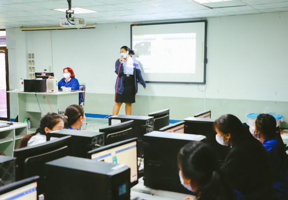 ภาพกิจกรรม  คณะวิทยาศาสตร์และเทคโนโลยี จัดกิจกรรมค่ายวิทยาศาสตร์สัญจร ปีการศึกษา 2565 ให้กับนักเรียนระดับชั้นมัธยมศึกษาตอนปลาย โรงเรียนไทรงามพิทยาคม