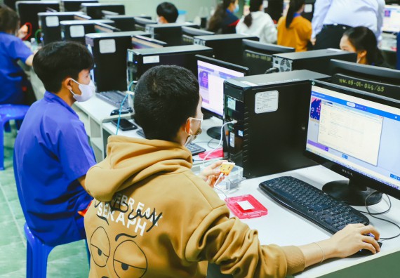 ภาพกิจกรรม  คณะวิทยาศาสตร์และเทคโนโลยี จัดกิจกรรมค่ายวิทยาศาสตร์สัญจร ปีการศึกษา 2565 ให้กับนักเรียนระดับชั้นมัธยมศึกษาตอนปลาย โรงเรียนไทรงามพิทยาคม