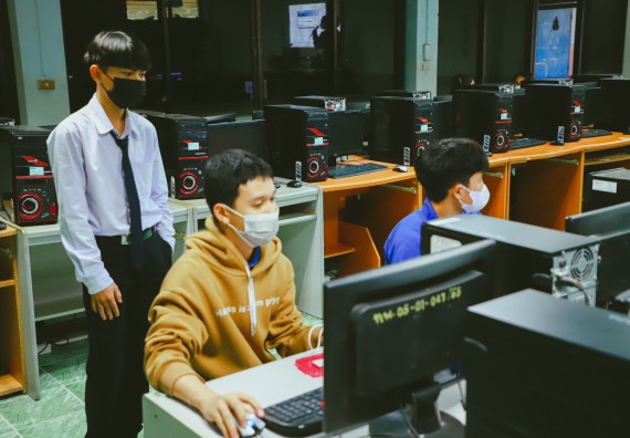 ภาพกิจกรรม  คณะวิทยาศาสตร์และเทคโนโลยี จัดกิจกรรมค่ายวิทยาศาสตร์สัญจร ปีการศึกษา 2565 ให้กับนักเรียนระดับชั้นมัธยมศึกษาตอนปลาย โรงเรียนไทรงามพิทยาคม