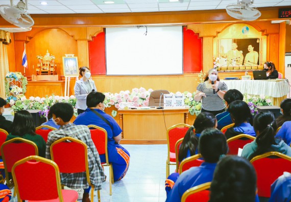 ภาพกิจกรรม  คณะวิทยาศาสตร์และเทคโนโลยี จัดกิจกรรมค่ายวิทยาศาสตร์สัญจร ปีการศึกษา 2565 ให้กับนักเรียนระดับชั้นมัธยมศึกษาตอนปลาย โรงเรียนไทรงามพิทยาคม