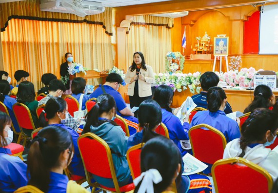 ภาพกิจกรรม  คณะวิทยาศาสตร์และเทคโนโลยี จัดกิจกรรมค่ายวิทยาศาสตร์สัญจร ปีการศึกษา 2565 ให้กับนักเรียนระดับชั้นมัธยมศึกษาตอนปลาย โรงเรียนไทรงามพิทยาคม