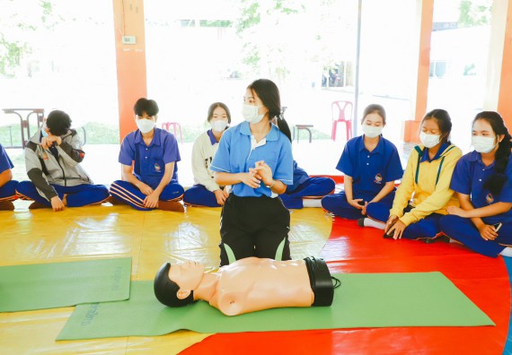 ภาพกิจกรรม  คณะวิทยาศาสตร์และเทคโนโลยี จัดกิจกรรมค่ายวิทยาศาสตร์สัญจร ปีการศึกษา 2565 ให้กับนักเรียนระดับชั้นมัธยมศึกษาตอนปลาย โรงเรียนไทรงามพิทยาคม