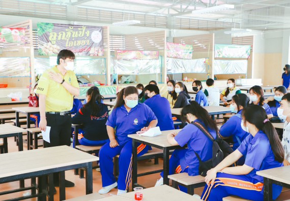 ภาพกิจกรรม  คณะวิทยาศาสตร์และเทคโนโลยี จัดกิจกรรมค่ายวิทยาศาสตร์สัญจร ปีการศึกษา 2565 ให้กับนักเรียนระดับชั้นมัธยมศึกษาตอนปลาย โรงเรียนไทรงามพิทยาคม