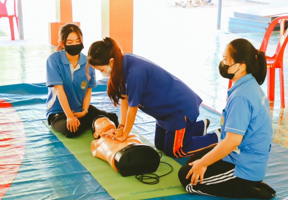 ภาพกิจกรรม  คณะวิทยาศาสตร์และเทคโนโลยี จัดกิจกรรมค่ายวิทยาศาสตร์สัญจร ปีการศึกษา 2565 ให้กับนักเรียนระดับชั้นมัธยมศึกษาตอนปลาย โรงเรียนไทรงามพิทยาคม