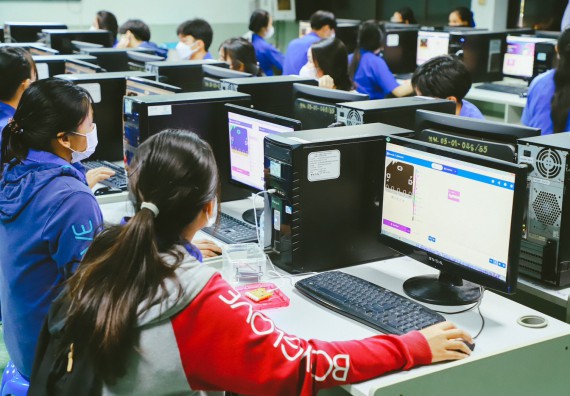 ภาพกิจกรรม  คณะวิทยาศาสตร์และเทคโนโลยี จัดกิจกรรมค่ายวิทยาศาสตร์สัญจร ปีการศึกษา 2565 ให้กับนักเรียนระดับชั้นมัธยมศึกษาตอนปลาย โรงเรียนไทรงามพิทยาคม