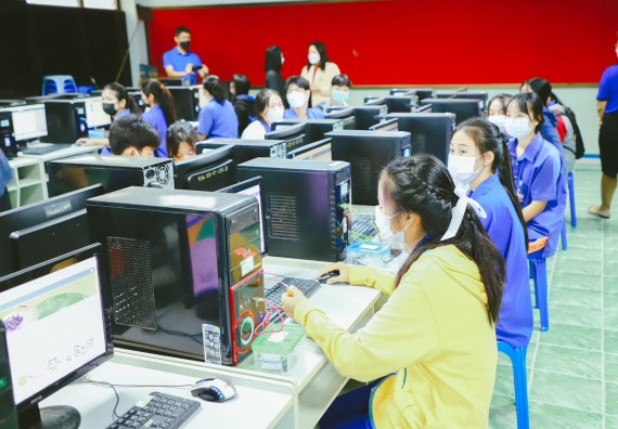 ภาพกิจกรรม  คณะวิทยาศาสตร์และเทคโนโลยี จัดกิจกรรมค่ายวิทยาศาสตร์สัญจร ปีการศึกษา 2565 ให้กับนักเรียนระดับชั้นมัธยมศึกษาตอนปลาย โรงเรียนไทรงามพิทยาคม