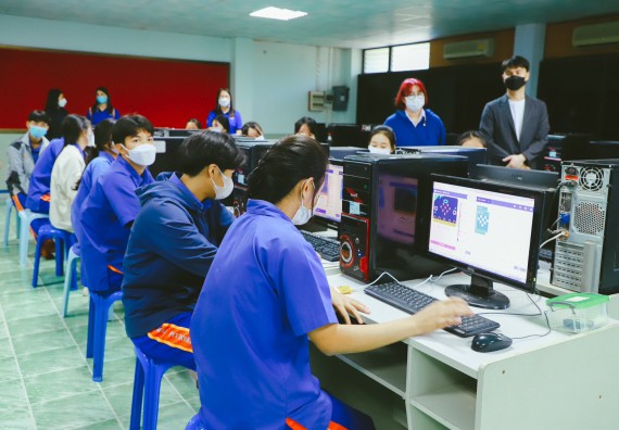 ภาพกิจกรรม  คณะวิทยาศาสตร์และเทคโนโลยี จัดกิจกรรมค่ายวิทยาศาสตร์สัญจร ปีการศึกษา 2565 ให้กับนักเรียนระดับชั้นมัธยมศึกษาตอนปลาย โรงเรียนไทรงามพิทยาคม