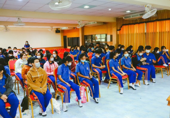 ภาพกิจกรรม  คณะวิทยาศาสตร์และเทคโนโลยี จัดกิจกรรมค่ายวิทยาศาสตร์สัญจร ปีการศึกษา 2565 ให้กับนักเรียนระดับชั้นมัธยมศึกษาตอนปลาย โรงเรียนไทรงามพิทยาคม