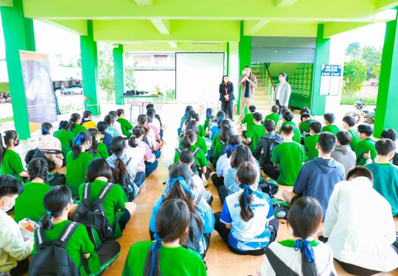 ภาพกิจกรรม  คณะวิทยาศาสตร์และเทคโนโลยี จัดกิจกรรมแนะแนวการศึกษา ให้กับนักเรียนระดับชั้นมัธยมศึกษาปีที่ 6 โรงเรียนป่าไม้อุทิศที่ 4