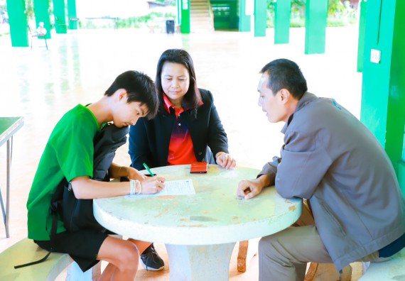 ภาพกิจกรรม  คณะวิทยาศาสตร์และเทคโนโลยี จัดกิจกรรมแนะแนวการศึกษา ให้กับนักเรียนระดับชั้นมัธยมศึกษาปีที่ 6 โรงเรียนป่าไม้อุทิศที่ 4