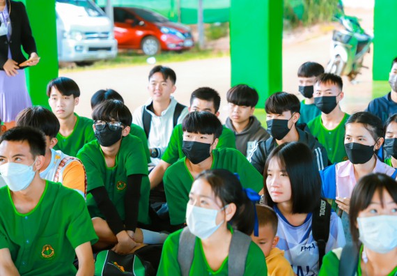 ภาพกิจกรรม  คณะวิทยาศาสตร์และเทคโนโลยี จัดกิจกรรมแนะแนวการศึกษา ให้กับนักเรียนระดับชั้นมัธยมศึกษาปีที่ 6 โรงเรียนป่าไม้อุทิศที่ 4