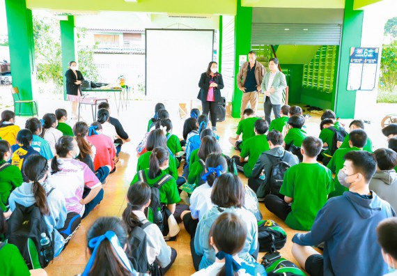 ภาพกิจกรรม  คณะวิทยาศาสตร์และเทคโนโลยี จัดกิจกรรมแนะแนวการศึกษา ให้กับนักเรียนระดับชั้นมัธยมศึกษาปีที่ 6 โรงเรียนป่าไม้อุทิศที่ 4