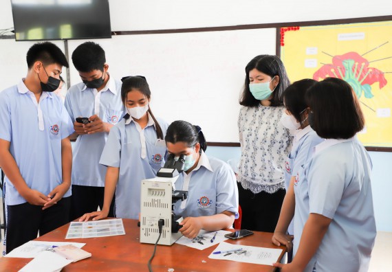 ภาพกิจกรรม  คณะวิทยาศาสตร์และเทคโนโลยี จัดกิจกรรมค่ายวิทยาศาสตร์สัญจร ปีการศึกษา 2565 ให้กับนักเรียนระดับชั้นมัธยมศึกษาตอนปลาย โรงเรียนวังไทรวิทยาคม