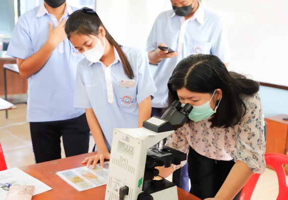 ภาพกิจกรรม  คณะวิทยาศาสตร์และเทคโนโลยี จัดกิจกรรมค่ายวิทยาศาสตร์สัญจร ปีการศึกษา 2565 ให้กับนักเรียนระดับชั้นมัธยมศึกษาตอนปลาย โรงเรียนวังไทรวิทยาคม