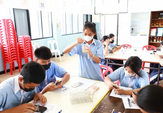 ภาพกิจกรรม  คณะวิทยาศาสตร์และเทคโนโลยี จัดกิจกรรมค่ายวิทยาศาสตร์สัญจร ปีการศึกษา 2565 ให้กับนักเรียนระดับชั้นมัธยมศึกษาตอนปลาย โรงเรียนวังไทรวิทยาคม