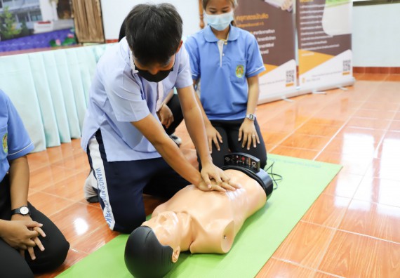 ภาพกิจกรรม  คณะวิทยาศาสตร์และเทคโนโลยี จัดกิจกรรมค่ายวิทยาศาสตร์สัญจร ปีการศึกษา 2565 ให้กับนักเรียนระดับชั้นมัธยมศึกษาตอนปลาย โรงเรียนวังไทรวิทยาคม