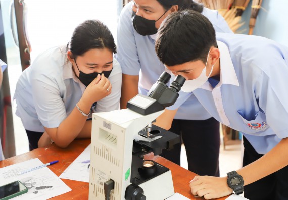 ภาพกิจกรรม  คณะวิทยาศาสตร์และเทคโนโลยี จัดกิจกรรมค่ายวิทยาศาสตร์สัญจร ปีการศึกษา 2565 ให้กับนักเรียนระดับชั้นมัธยมศึกษาตอนปลาย โรงเรียนวังไทรวิทยาคม