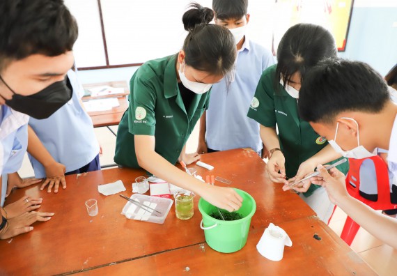 ภาพกิจกรรม  คณะวิทยาศาสตร์และเทคโนโลยี จัดกิจกรรมค่ายวิทยาศาสตร์สัญจร ปีการศึกษา 2565 ให้กับนักเรียนระดับชั้นมัธยมศึกษาตอนปลาย โรงเรียนวังไทรวิทยาคม