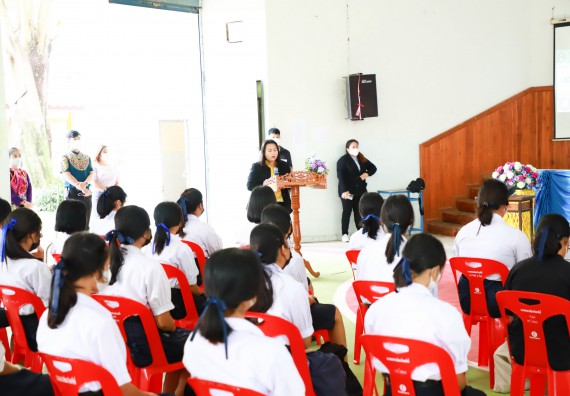 ภาพกิจกรรม  คณะวิทยาศาสตร์และเทคโนโลยี จัดกิจกรรมค่ายวิทยาศาสตร์สัญจร ปีการศึกษา 2565 ให้กับนักเรียนระดับชั้นมัธยมศึกษาตอนปลาย โรงเรียนคลองลานพัฒนาจินดาศักดิ์