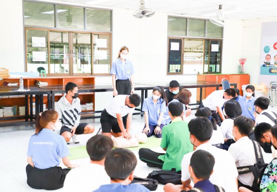 ภาพกิจกรรม  คณะวิทยาศาสตร์และเทคโนโลยี จัดกิจกรรมค่ายวิทยาศาสตร์สัญจร ปีการศึกษา 2565 ให้กับนักเรียนระดับชั้นมัธยมศึกษาตอนปลาย โรงเรียนคลองลานพัฒนาจินดาศักดิ์