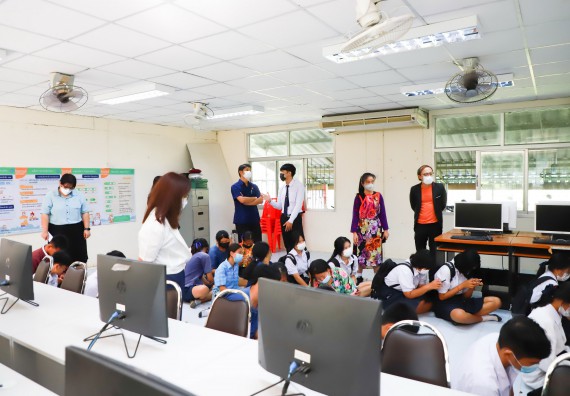 ภาพกิจกรรม  คณะวิทยาศาสตร์และเทคโนโลยี จัดกิจกรรมค่ายวิทยาศาสตร์สัญจร ปีการศึกษา 2565 ให้กับนักเรียนระดับชั้นมัธยมศึกษาตอนปลาย โรงเรียนคลองลานพัฒนาจินดาศักดิ์