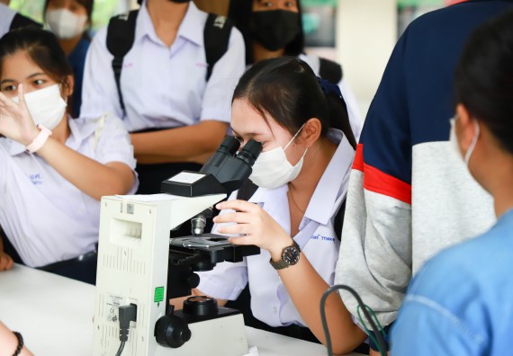 ภาพกิจกรรม  คณะวิทยาศาสตร์และเทคโนโลยี จัดกิจกรรมค่ายวิทยาศาสตร์สัญจร ปีการศึกษา 2565 ให้กับนักเรียนระดับชั้นมัธยมศึกษาตอนปลาย โรงเรียนคลองลานพัฒนาจินดาศักดิ์