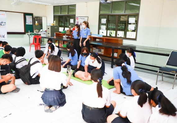 ภาพกิจกรรม  คณะวิทยาศาสตร์และเทคโนโลยี จัดกิจกรรมค่ายวิทยาศาสตร์สัญจร ปีการศึกษา 2565 ให้กับนักเรียนระดับชั้นมัธยมศึกษาตอนปลาย โรงเรียนคลองลานพัฒนาจินดาศักดิ์