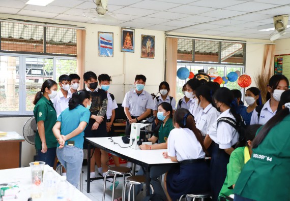 ภาพกิจกรรม  คณะวิทยาศาสตร์และเทคโนโลยี จัดกิจกรรมค่ายวิทยาศาสตร์สัญจร ปีการศึกษา 2565 ให้กับนักเรียนระดับชั้นมัธยมศึกษาตอนปลาย โรงเรียนคลองลานพัฒนาจินดาศักดิ์