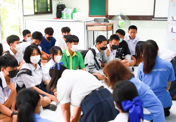 ภาพกิจกรรม  คณะวิทยาศาสตร์และเทคโนโลยี จัดกิจกรรมค่ายวิทยาศาสตร์สัญจร ปีการศึกษา 2565 ให้กับนักเรียนระดับชั้นมัธยมศึกษาตอนปลาย โรงเรียนคลองลานพัฒนาจินดาศักดิ์