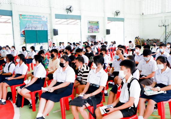 ภาพกิจกรรม  คณะวิทยาศาสตร์และเทคโนโลยี จัดกิจกรรมค่ายวิทยาศาสตร์สัญจร ปีการศึกษา 2565 ให้กับนักเรียนระดับชั้นมัธยมศึกษาตอนปลาย โรงเรียนคลองลานพัฒนาจินดาศักดิ์