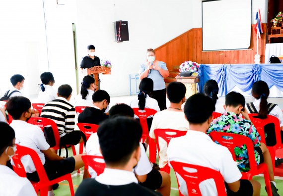 ภาพกิจกรรม  คณะวิทยาศาสตร์และเทคโนโลยี จัดกิจกรรมค่ายวิทยาศาสตร์สัญจร ปีการศึกษา 2565 ให้กับนักเรียนระดับชั้นมัธยมศึกษาตอนปลาย โรงเรียนคลองลานพัฒนาจินดาศักดิ์