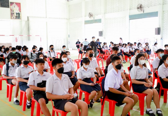 ภาพกิจกรรม  คณะวิทยาศาสตร์และเทคโนโลยี จัดกิจกรรมค่ายวิทยาศาสตร์สัญจร ปีการศึกษา 2565 ให้กับนักเรียนระดับชั้นมัธยมศึกษาตอนปลาย โรงเรียนคลองลานพัฒนาจินดาศักดิ์