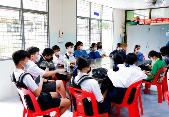 ภาพกิจกรรม  คณะวิทยาศาสตร์และเทคโนโลยี จัดกิจกรรมค่ายวิทยาศาสตร์สัญจร ปีการศึกษา 2565 ให้กับนักเรียนระดับชั้นมัธยมศึกษาตอนปลาย โรงเรียนคลองลานพัฒนาจินดาศักดิ์