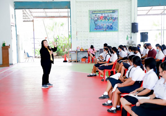 ภาพกิจกรรม  คณะวิทยาศาสตร์และเทคโนโลยี จัดกิจกรรมค่ายวิทยาศาสตร์สัญจร ปีการศึกษา 2565 ให้กับนักเรียนระดับชั้นมัธยมศึกษาตอนปลาย โรงเรียนคลองลานพัฒนาจินดาศักดิ์