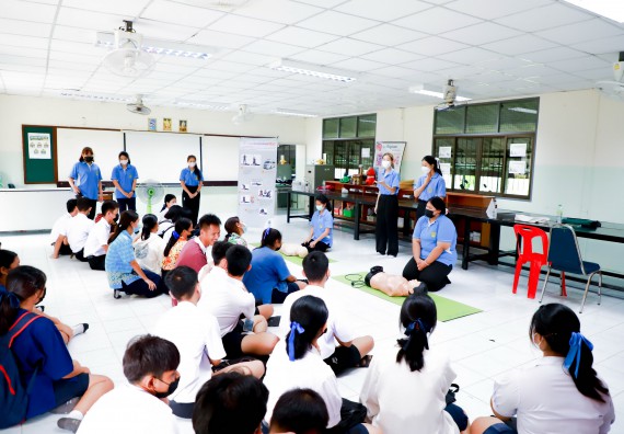 ภาพกิจกรรม  คณะวิทยาศาสตร์และเทคโนโลยี จัดกิจกรรมค่ายวิทยาศาสตร์สัญจร ปีการศึกษา 2565 ให้กับนักเรียนระดับชั้นมัธยมศึกษาตอนปลาย โรงเรียนคลองลานพัฒนาจินดาศักดิ์