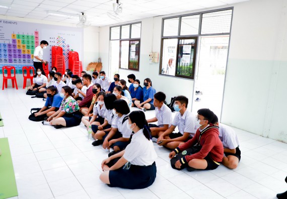 ภาพกิจกรรม  คณะวิทยาศาสตร์และเทคโนโลยี จัดกิจกรรมค่ายวิทยาศาสตร์สัญจร ปีการศึกษา 2565 ให้กับนักเรียนระดับชั้นมัธยมศึกษาตอนปลาย โรงเรียนคลองลานพัฒนาจินดาศักดิ์