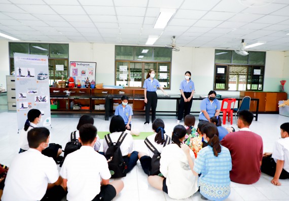 ภาพกิจกรรม  คณะวิทยาศาสตร์และเทคโนโลยี จัดกิจกรรมค่ายวิทยาศาสตร์สัญจร ปีการศึกษา 2565 ให้กับนักเรียนระดับชั้นมัธยมศึกษาตอนปลาย โรงเรียนคลองลานพัฒนาจินดาศักดิ์