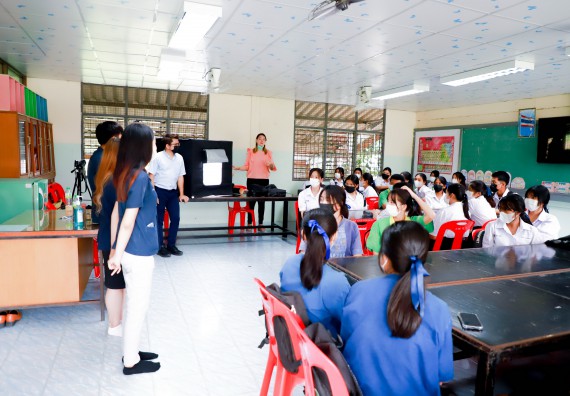ภาพกิจกรรม  คณะวิทยาศาสตร์และเทคโนโลยี จัดกิจกรรมค่ายวิทยาศาสตร์สัญจร ปีการศึกษา 2565 ให้กับนักเรียนระดับชั้นมัธยมศึกษาตอนปลาย โรงเรียนคลองลานพัฒนาจินดาศักดิ์