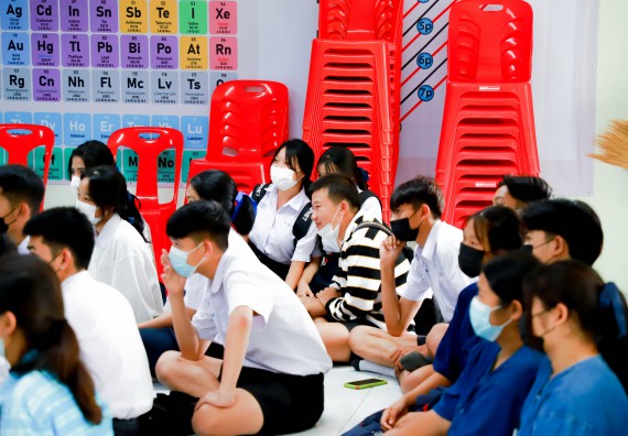 ภาพกิจกรรม  คณะวิทยาศาสตร์และเทคโนโลยี จัดกิจกรรมค่ายวิทยาศาสตร์สัญจร ปีการศึกษา 2565 ให้กับนักเรียนระดับชั้นมัธยมศึกษาตอนปลาย โรงเรียนคลองลานพัฒนาจินดาศักดิ์