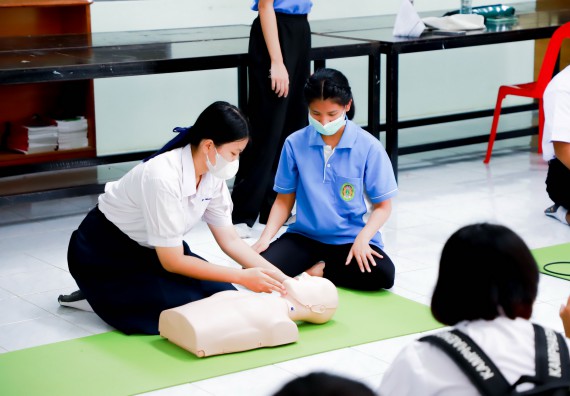 ภาพกิจกรรม  คณะวิทยาศาสตร์และเทคโนโลยี จัดกิจกรรมค่ายวิทยาศาสตร์สัญจร ปีการศึกษา 2565 ให้กับนักเรียนระดับชั้นมัธยมศึกษาตอนปลาย โรงเรียนคลองลานพัฒนาจินดาศักดิ์