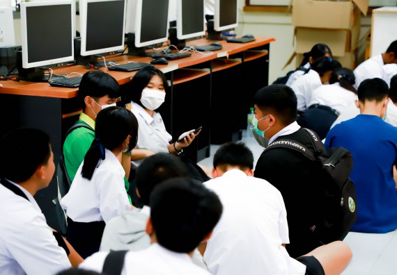 ภาพกิจกรรม  คณะวิทยาศาสตร์และเทคโนโลยี จัดกิจกรรมค่ายวิทยาศาสตร์สัญจร ปีการศึกษา 2565 ให้กับนักเรียนระดับชั้นมัธยมศึกษาตอนปลาย โรงเรียนคลองลานพัฒนาจินดาศักดิ์