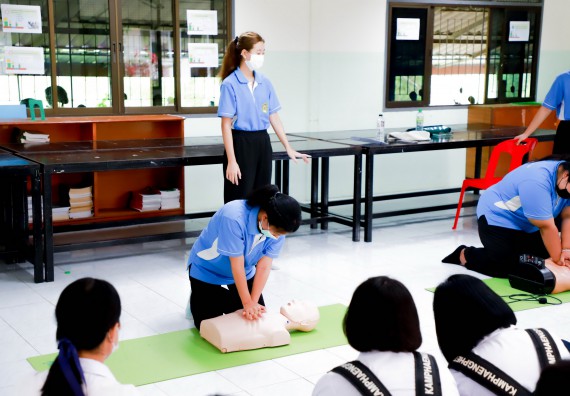 ภาพกิจกรรม  คณะวิทยาศาสตร์และเทคโนโลยี จัดกิจกรรมค่ายวิทยาศาสตร์สัญจร ปีการศึกษา 2565 ให้กับนักเรียนระดับชั้นมัธยมศึกษาตอนปลาย โรงเรียนคลองลานพัฒนาจินดาศักดิ์