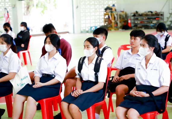 ภาพกิจกรรม  คณะวิทยาศาสตร์และเทคโนโลยี จัดกิจกรรมค่ายวิทยาศาสตร์สัญจร ปีการศึกษา 2565 ให้กับนักเรียนระดับชั้นมัธยมศึกษาตอนปลาย โรงเรียนคลองลานพัฒนาจินดาศักดิ์