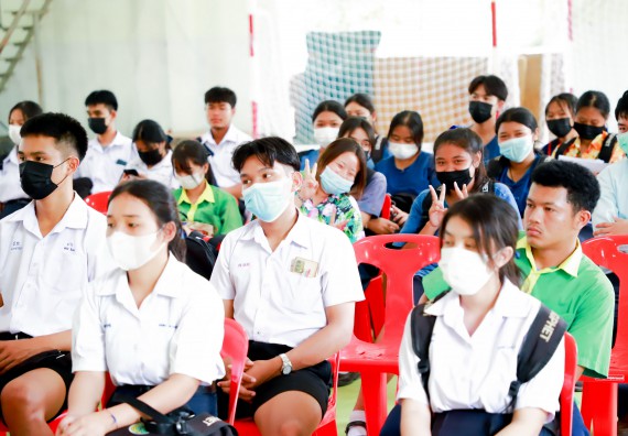 ภาพกิจกรรม  คณะวิทยาศาสตร์และเทคโนโลยี จัดกิจกรรมค่ายวิทยาศาสตร์สัญจร ปีการศึกษา 2565 ให้กับนักเรียนระดับชั้นมัธยมศึกษาตอนปลาย โรงเรียนคลองลานพัฒนาจินดาศักดิ์