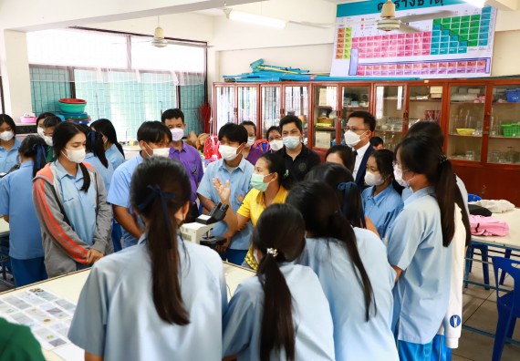 ภาพกิจกรรม  คณะวิทยาศาสตร์และเทคโนโลยี จัดกิจกรรมค่ายวิทยาศาสตร์สัญจร ปีการศึกษา 2565  โรงเรียนคลองลานวิทยา 